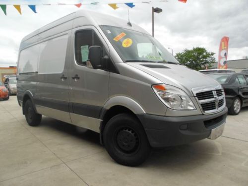 2007 dodge sprinter 2500 base standard cargo van 3-door 3.0l