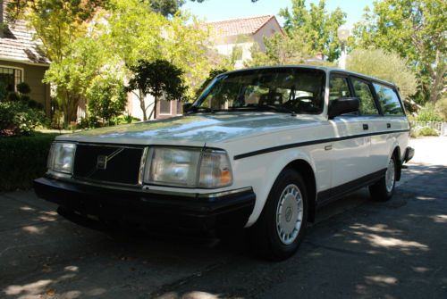1992 volvo 240 base wagon - excellent example - no rust - mechanically sorted