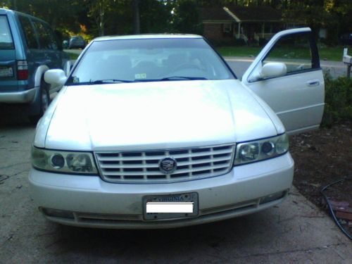 2002 cadillac seville sts sedan 4-door 4.6l