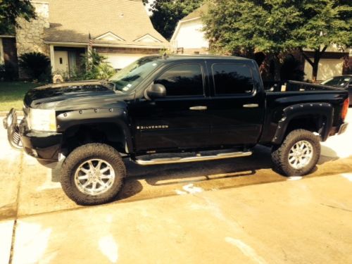 9&#034; lifted chevy 4wd lt crew cab truck