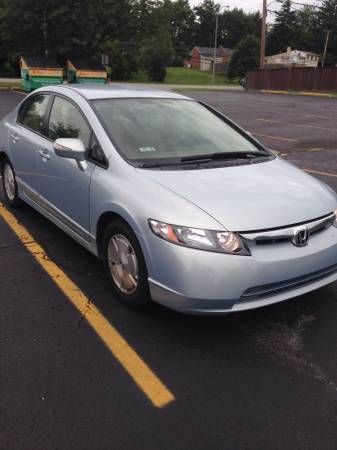 2007 honda civic hybrid 1.3l 51mpg drives great! needs nothing