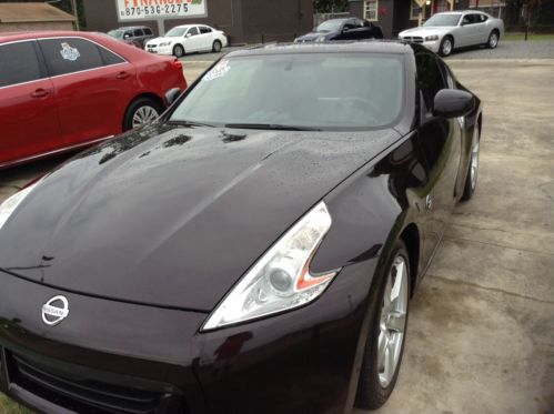 2010 nissan 370z base coupe 2-door 3.7l