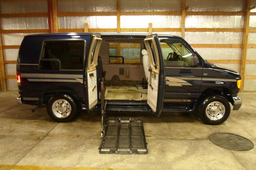 2003 ford e-250 wheelchair handicap van lowered floor transfer seat auto doors