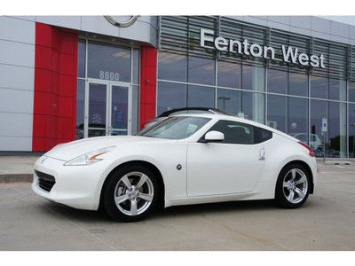 2012 nissan 370z coupe rare white pearl