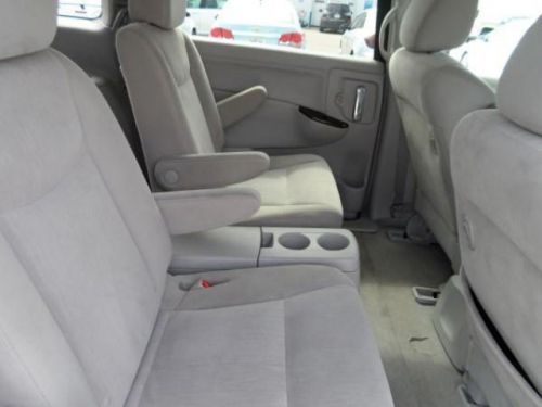 2011 nissan quest