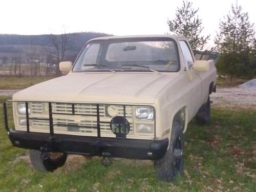 Us army military pickup truck cucv m1008 4x4 37k original miles!