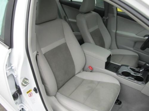 2014 toyota camry hybrid xle