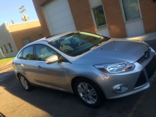 2012 ford focus sel