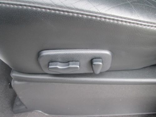 Nissan Armada LE Premium 4WD Sunroof 20 inch wheels like new clean car fax, image 39