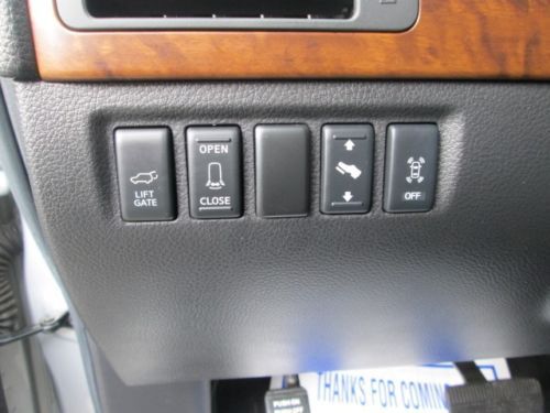 Nissan Armada LE Premium 4WD Sunroof 20 inch wheels like new clean car fax, image 41