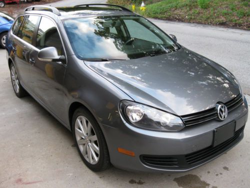 2010 jetta tdi diesel wagon, 6 speed manual, panoramic roof