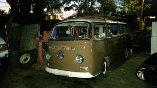 1971 volkswagen bus