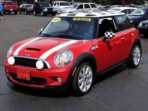 2009 mini cooper s hatchback 2-door 1.6l