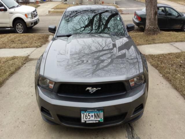 Ford mustang base coupe 2-door