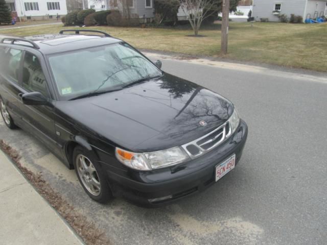 Saab 9-5 gary fisher wagon 4-door