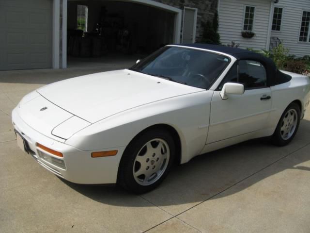 Porsche: 944 s2 convertible 2-door