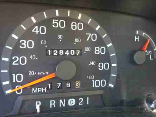 2002 Ford E150 handicap wheel chair van, image 17