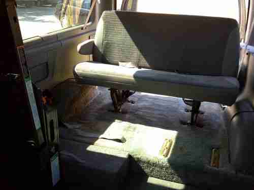 2002 Ford E150 handicap wheel chair van, image 18