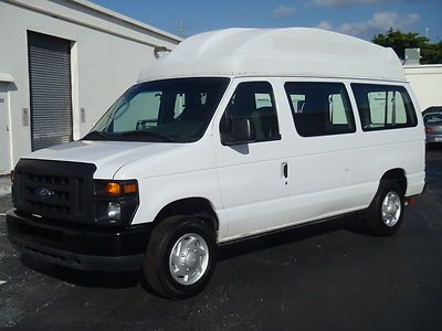 Handicapped raised roof wheelchair van, we finance anyone! good or bad credit!