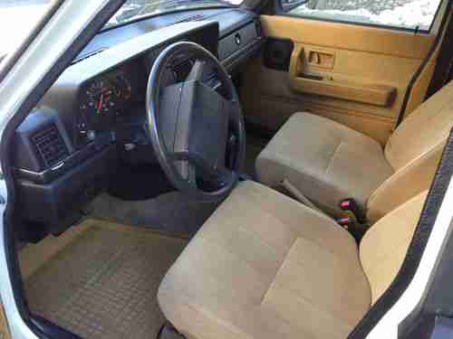1993 Volvo 240 Base Sedan 4-Door 2.3L, US $2,995.00, image 10