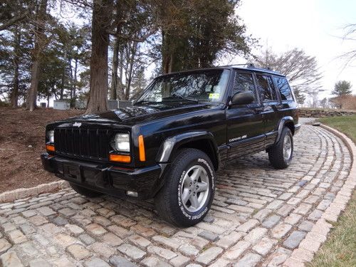 &lt; cherokee classic sport &gt; only 78k miles &lt; xj &gt; low miles no rust clean suv 4x4