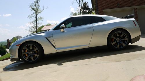 2009 Nissan GT-R Premium - $5,500 UPGRADES & NEW TIRES, image 16