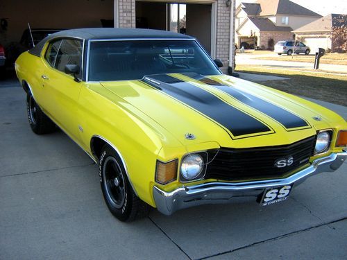 Clean 1972 two door 350 v8 chevelle ss -yellow / black interior- #s matching car