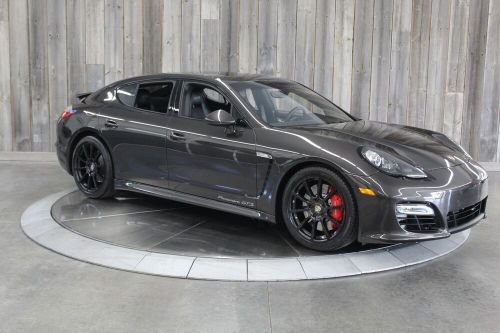 2013 porsche panamera super low miles for this year and model