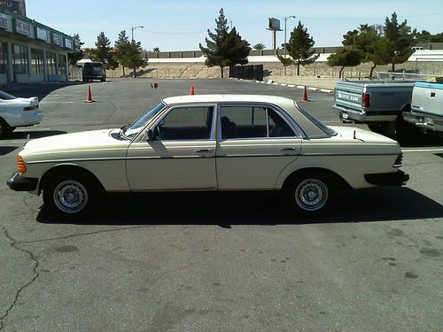 1980 mercedes 300d series with 194k miles body in good shape runs and drives