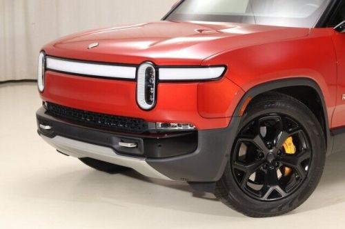 2023 rivian r1s adventure
