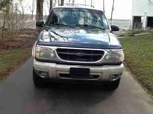 2000 Ford Explorer Eddie Bauer Sport Utility 4-Door 5.0L, US $3,500.00, image 2