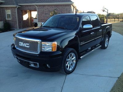 2010 gmc sierra denali awd, nav, roof, dvd, more upgrades