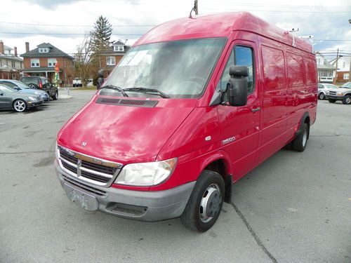 2005 dodge sprinter 3500 base standard cargo van 3-door 2.7l