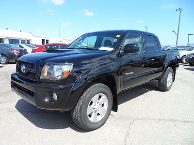 2011 toyota tacoma doublecab 4x4 trd sport 18k miles