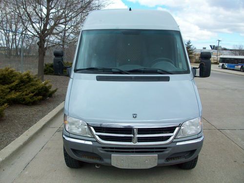 2005 dodge sprinter 2500 diesel 140 wb high roof cargo van 05 great condition