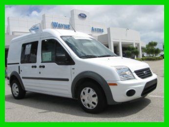 10 certified white 2l i4 5-passenger van *reverse sensing system*nokia bluetooth