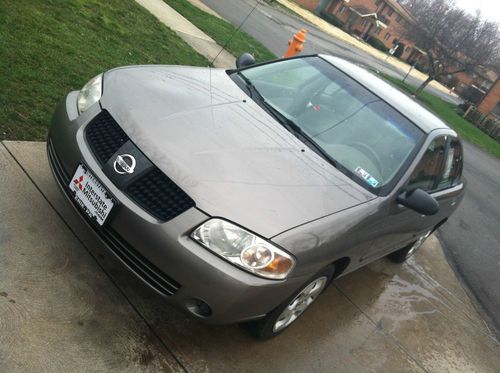 2004 nissan sentra runs like new, looks very sharp great mpg no reserve!!