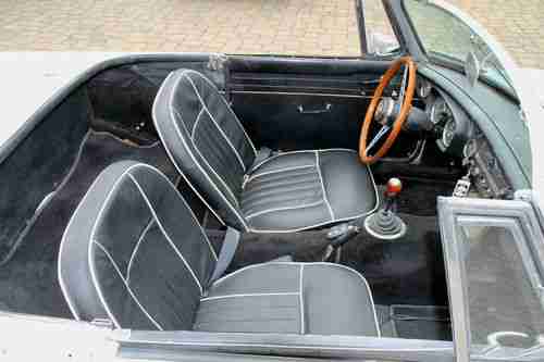 1966 MG MGB Roadster, image 7