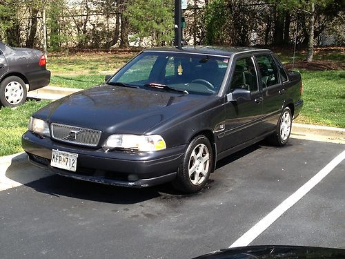 1998 volvo s70 base sedan 4-door 2.4l