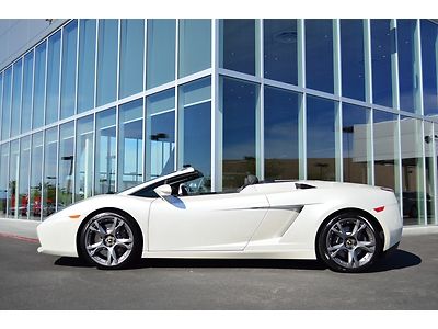 Lamborghini gallardo lp560-4 convertible spyder balloonwhite