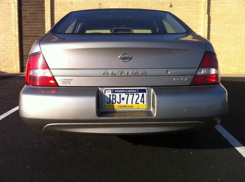 2000 nissan altima gxe 2.4l sedan 4 doors