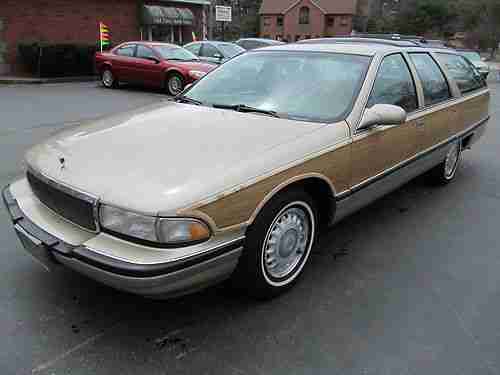 1995 Buick RoadMaster Estate Wagon, image 3