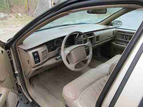 1995 Buick RoadMaster Estate Wagon, image 9