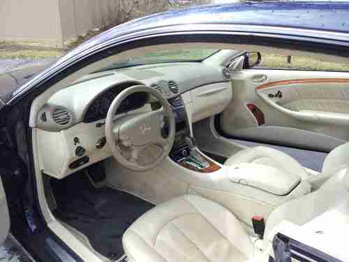 2004 Mercedes-Benz CLK320 Base Coupe 2-Door 3.2L, image 9