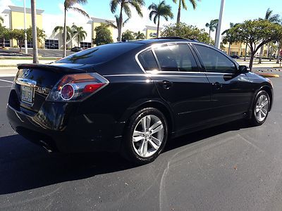 2010 altima 3.5 sr sport premium *tech pkg* navigation-bose-sunroof-leather