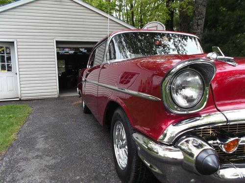 1957 CHEVY 2DR HARDTOP CHEVROLET 1955-1956 TRIFIVE HRDTP 2 DOOR, image 2