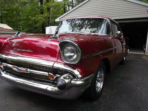 1957 CHEVY 2DR HARDTOP CHEVROLET 1955-1956 TRIFIVE HRDTP 2 DOOR, image 4