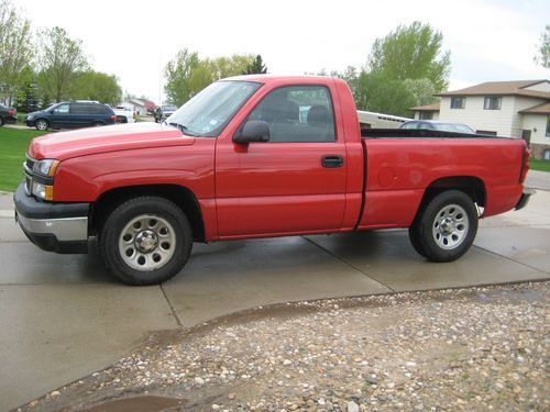 2006 chevrolet silverado 1500 wt standard cab pickup 2-door 4.3l