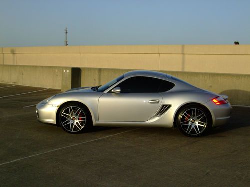 2007 porsche cayman s hatchback 2-door 3.4l (low reserve)