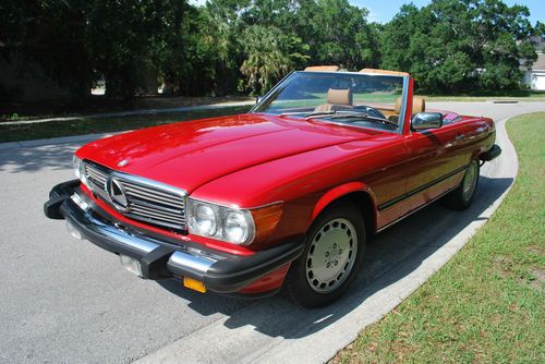 Extraordinary classic mercedes 560sl-very low miles/show quality